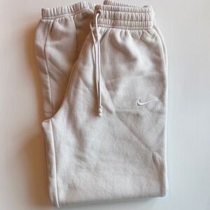 Nike Wonens Oversized Off-White Sweatpants